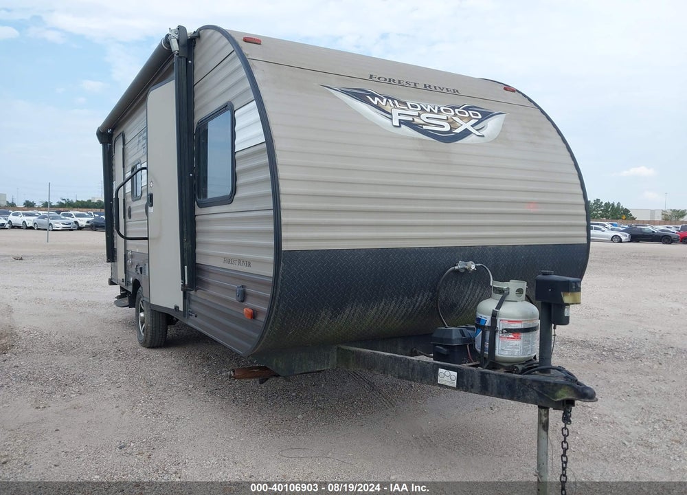 2019 FOREST RIVER WILDWOOD FSX PLUS VIN: 4X4TWDU15KY092386