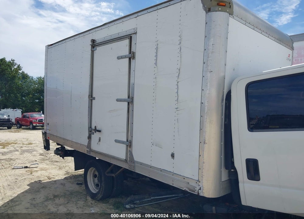 2017 ISUZU NPR HD GAS CREW VIN: 54DC4J1B1HS806805