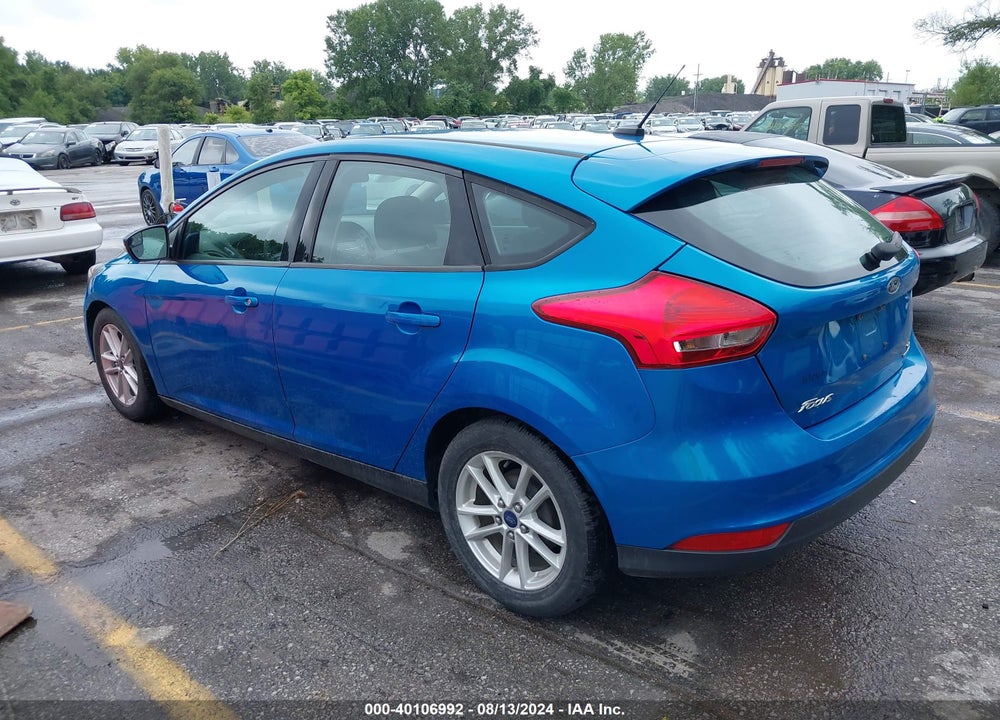 2015 FORD FOCUS SE VIN: 1FADP3K29FL299904