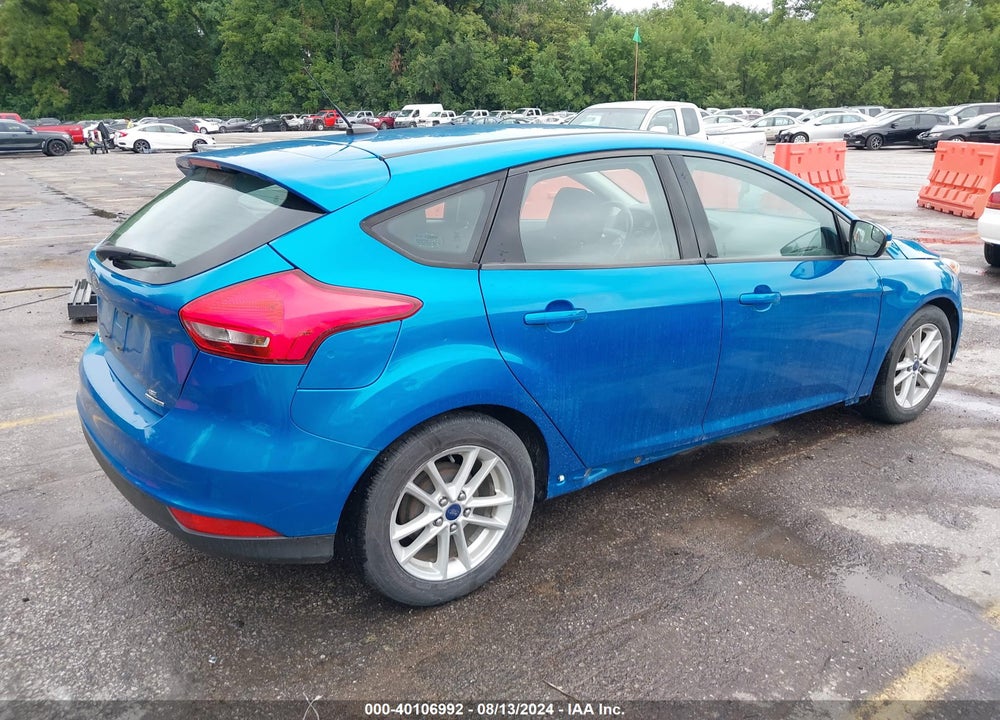 2015 FORD FOCUS SE VIN: 1FADP3K29FL299904