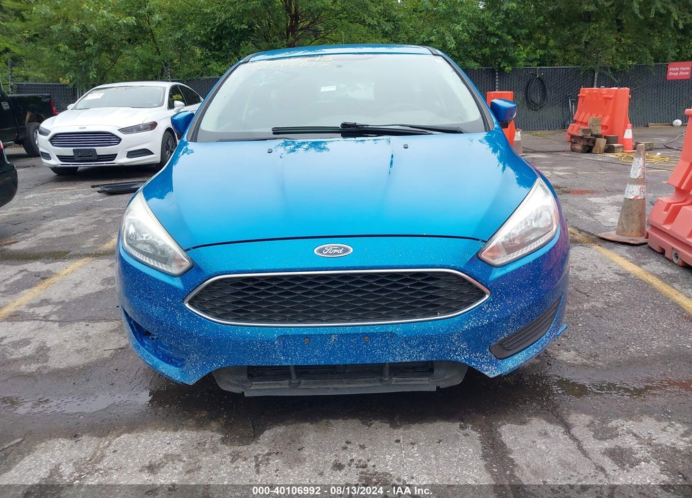 2015 FORD FOCUS SE VIN: 1FADP3K29FL299904