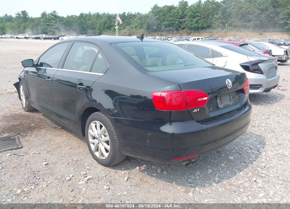 2013 VOLKSWAGEN JETTA 2.5L SE VIN: 3VWDP7AJ8DM383425