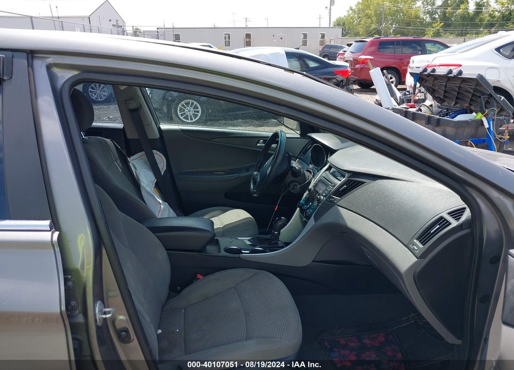 2013 HYUNDAI SONATA GLS VIN: 5NPEB4ACXDH551464