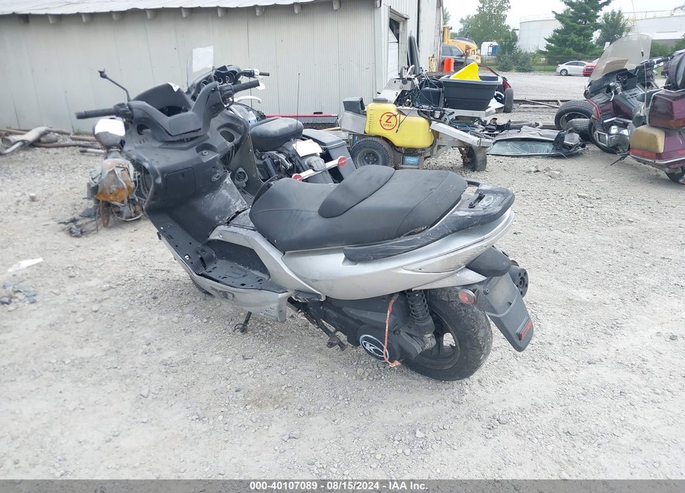2009 KYMCO USA INC XCITING VIN: RFBT7K2289B250349