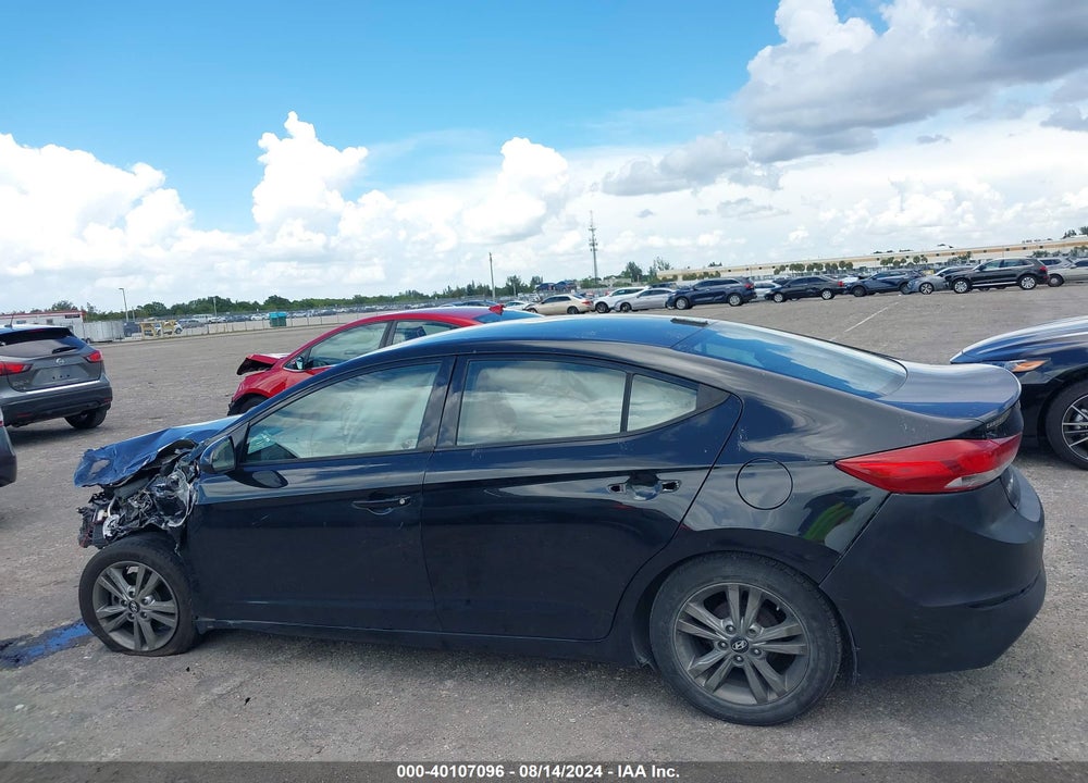 2017 HYUNDAI ELANTRA SE VIN: 5NPD84LF7HH084981