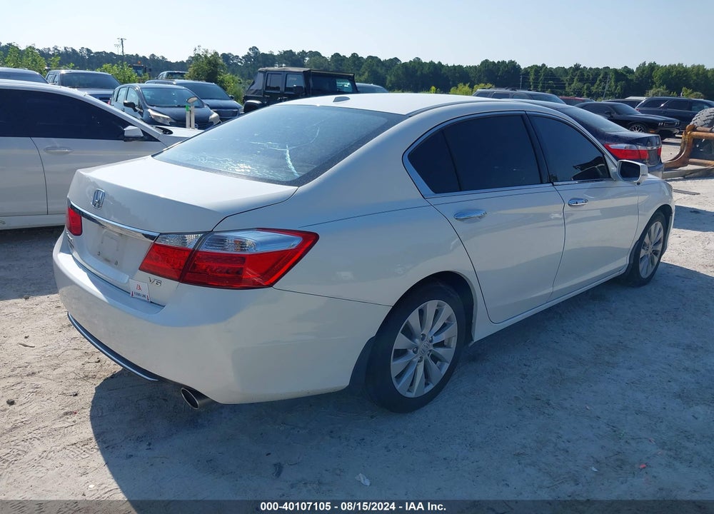 2015 HONDA ACCORD EX-L V-6 VIN: 1HGCR3F88FA012371