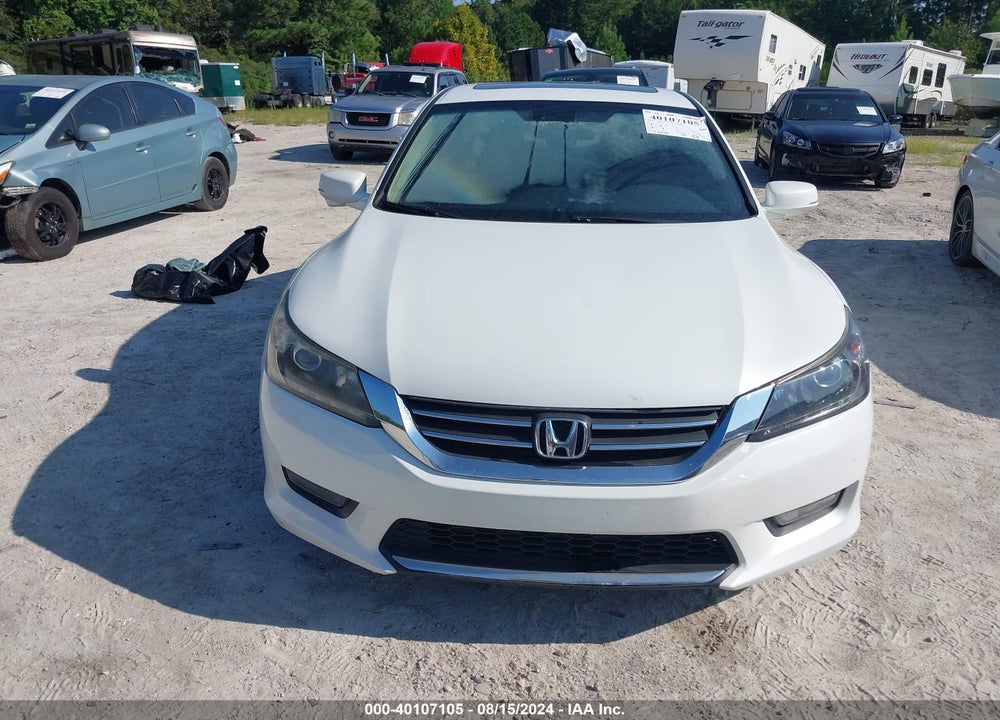 2015 HONDA ACCORD EX-L V-6 VIN: 1HGCR3F88FA012371