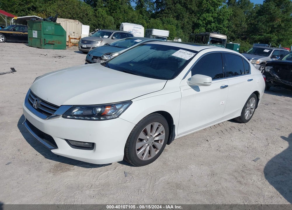 2015 HONDA ACCORD EX-L V-6 VIN: 1HGCR3F88FA012371