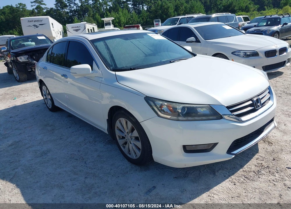 2015 HONDA ACCORD EX-L V-6 VIN: 1HGCR3F88FA012371