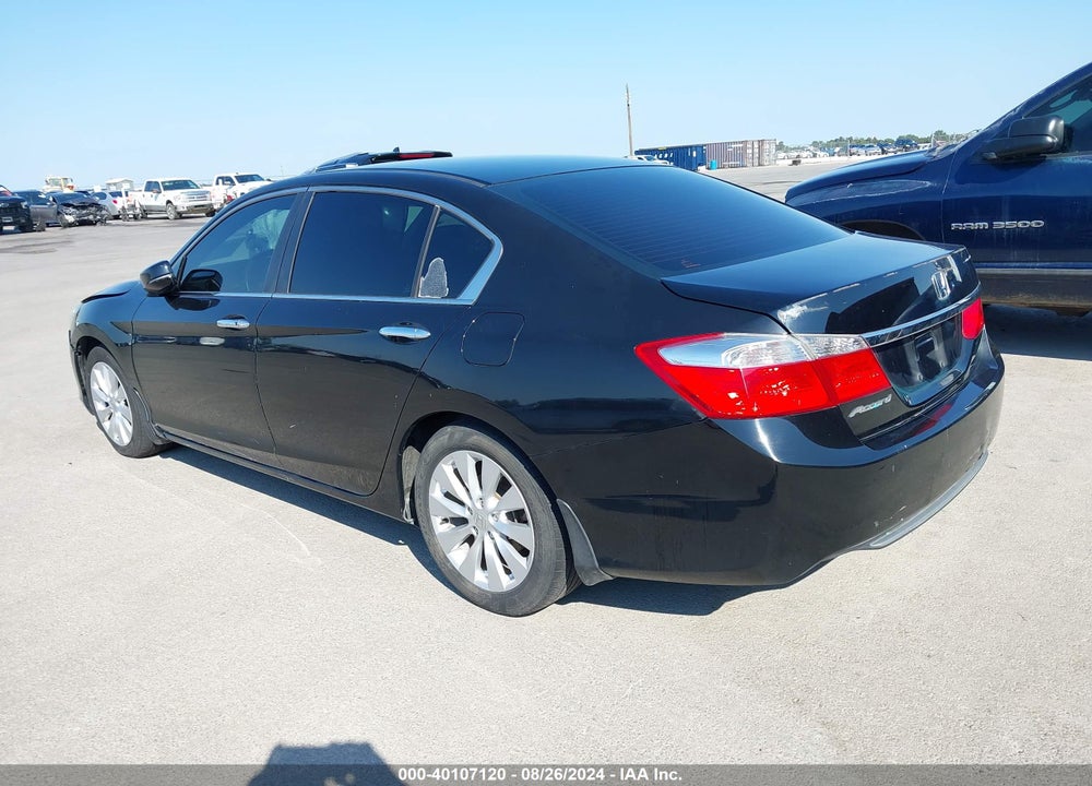 2013 HONDA ACCORD EX VIN: 1HGCR2F7XDA215826