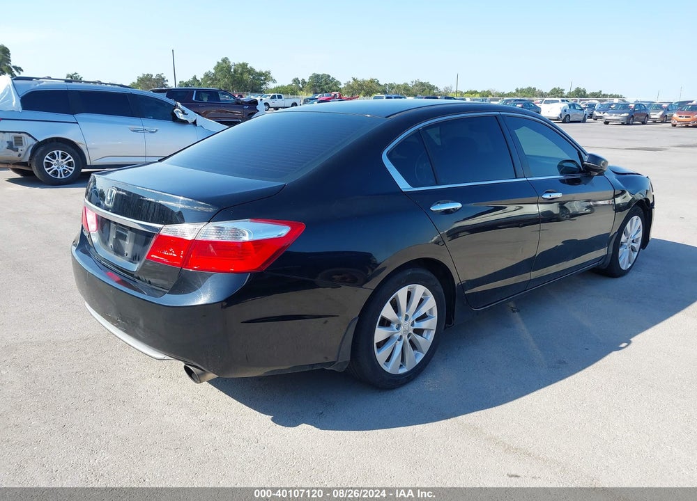 2013 HONDA ACCORD EX VIN: 1HGCR2F7XDA215826