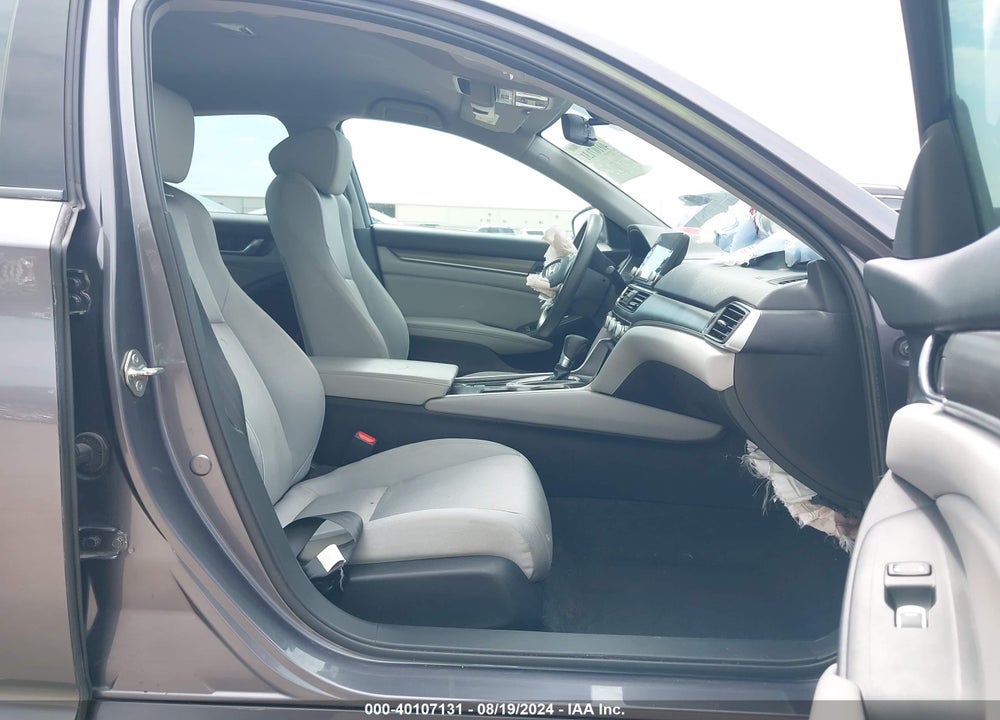 2018 HONDA ACCORD LX VIN: 1HGCV1F1XJA243736