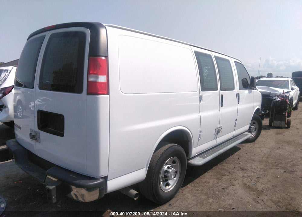2018 CHEVROLET EXPRESS 2500 WORK VAN VIN: 1GCWGAFG1J1907089