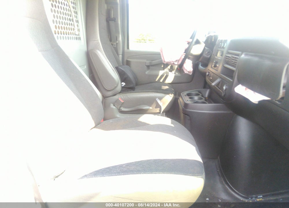 2018 CHEVROLET EXPRESS 2500 WORK VAN VIN: 1GCWGAFG1J1907089