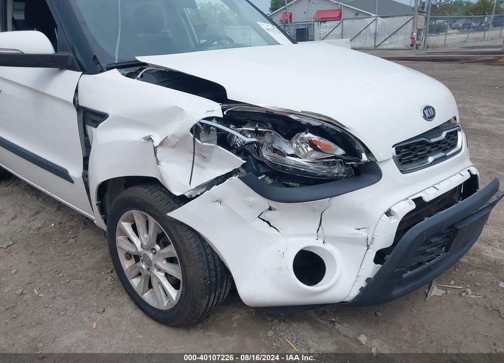 2012 KIA SOUL VIN: KNDJT2A67C7401924