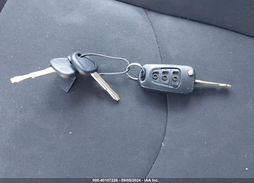 2012 KIA SOUL VIN: KNDJT2A67C7401924