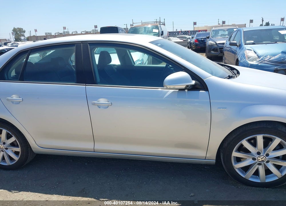 2010 VOLKSWAGEN JETTA WOLFSBURG EDITION VIN: 3VWRA7AJ1AM049448
