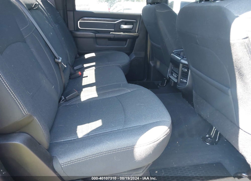 2019 RAM 3500 BIG HORN  4X4 6'4 BOX VIN: 3C63R3DL6KG516197