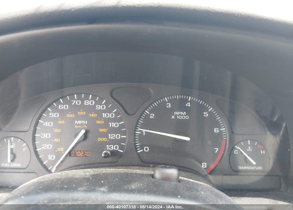 2002 SATURN S-SERIES SL2 VIN: 1G8ZK52742Z230187