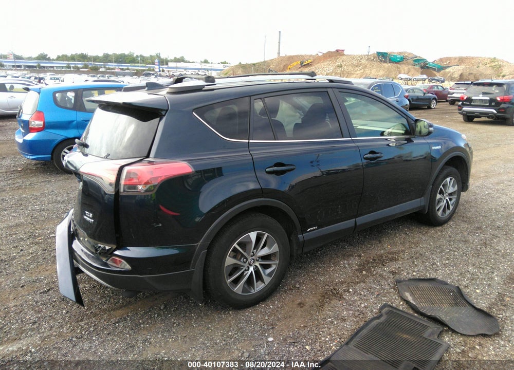 2018 TOYOTA RAV4 HYBRID XLE VIN: JTMRJREV2JD252369