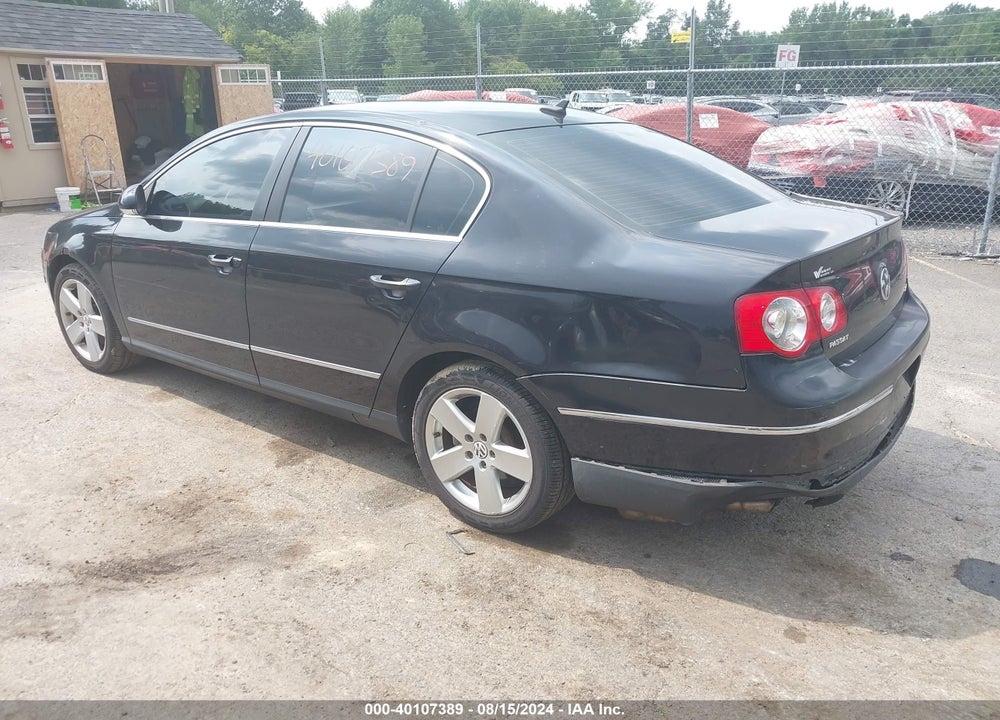 2008 VOLKSWAGEN PASSAT KOMFORT VIN: WVWAK73C18P038630