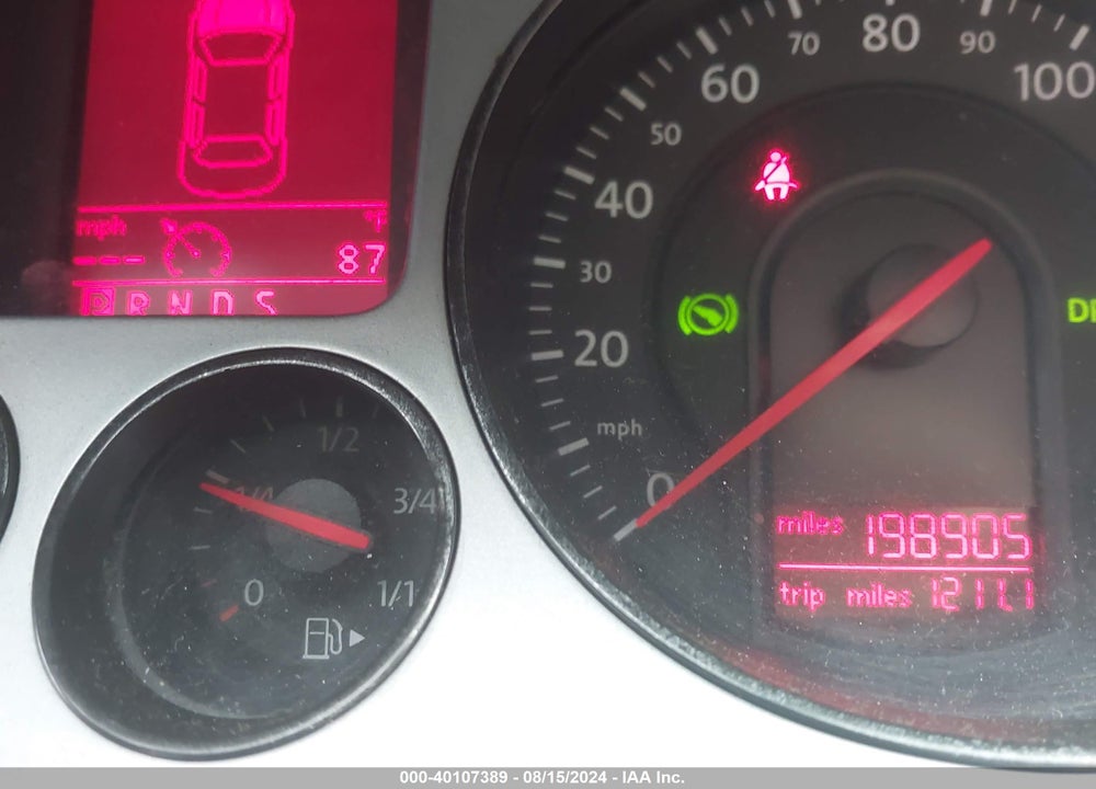 2008 VOLKSWAGEN PASSAT KOMFORT VIN: WVWAK73C18P038630