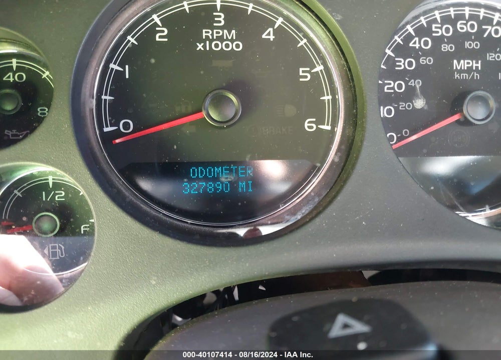 2007 CHEVROLET SUBURBAN 1500 LT VIN: 3GNFC16J87G205635