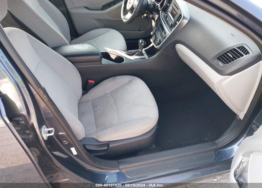 2015 KIA OPTIMA LX VIN: KNAGM4A77F5606135