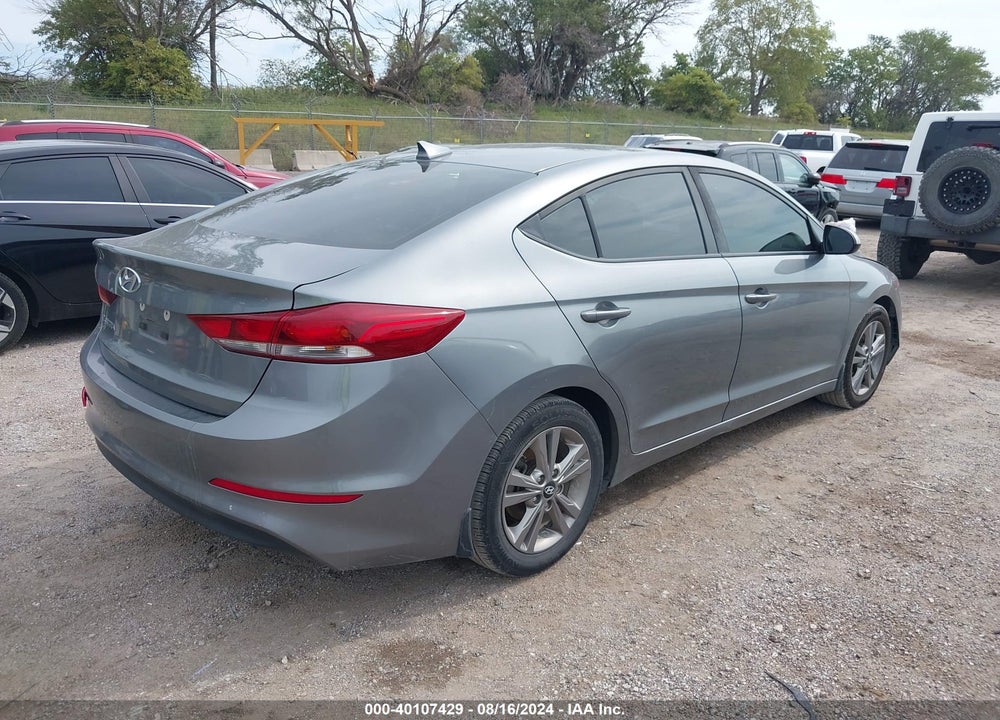 2018 HYUNDAI ELANTRA SEL VIN: KMHD84LF3JU476816