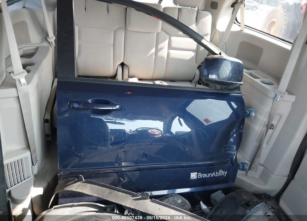 2015 DODGE GRAND CARAVAN SXT VIN: 2C4RDGCG7FR541882