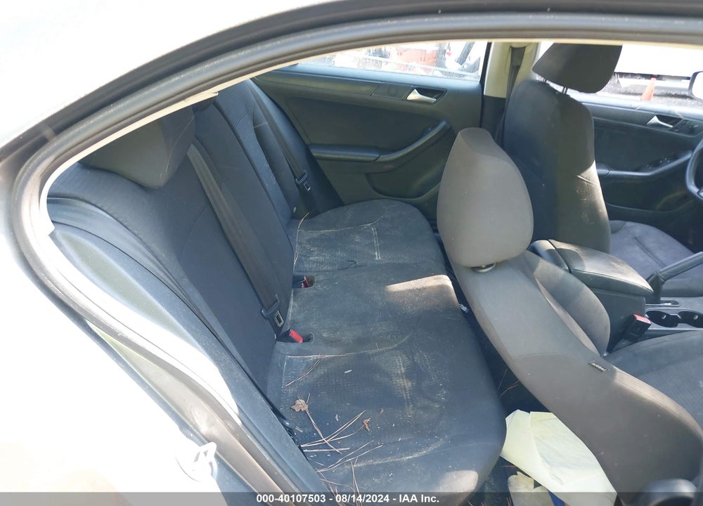 2015 VOLKSWAGEN JETTA 2.0L S VIN: 3VW2K7AJ9FM297422