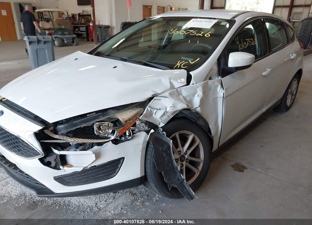 2018 FORD FOCUS SE VIN: 1FADP3K25JL331871