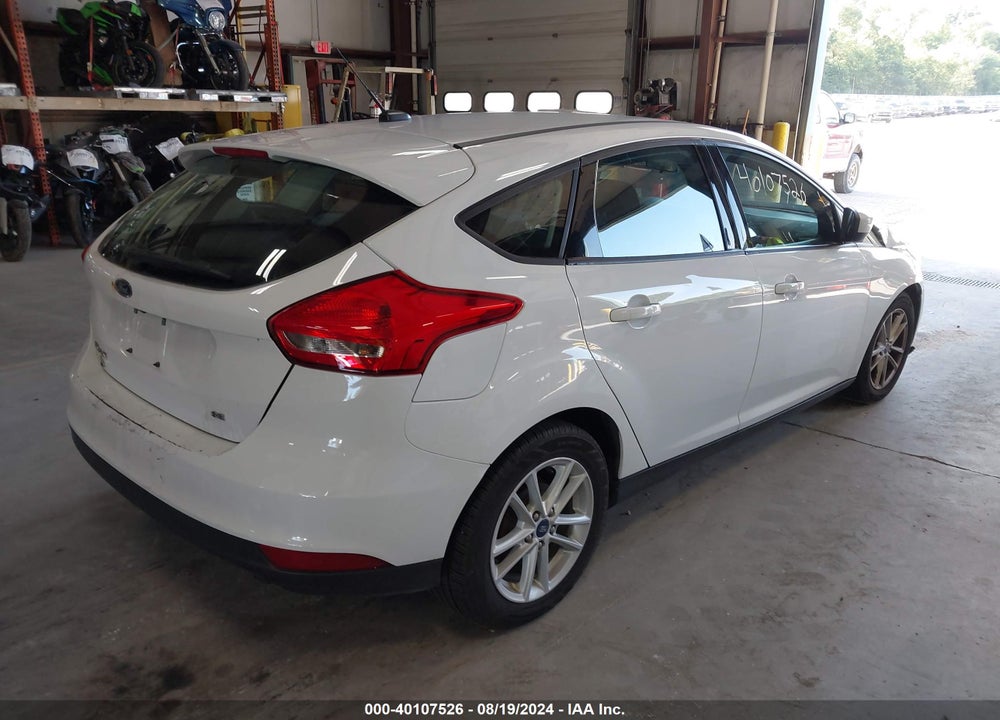 2018 FORD FOCUS SE VIN: 1FADP3K25JL331871