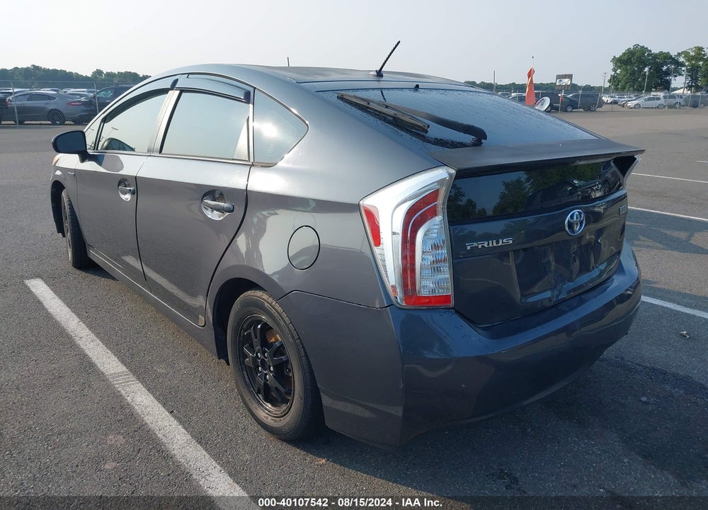 2013 TOYOTA PRIUS TWO VIN: JTDKN3DU7D1689527