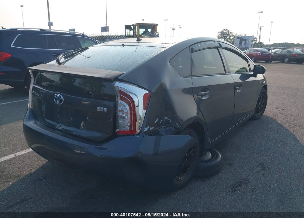 2013 TOYOTA PRIUS TWO VIN: JTDKN3DU7D1689527