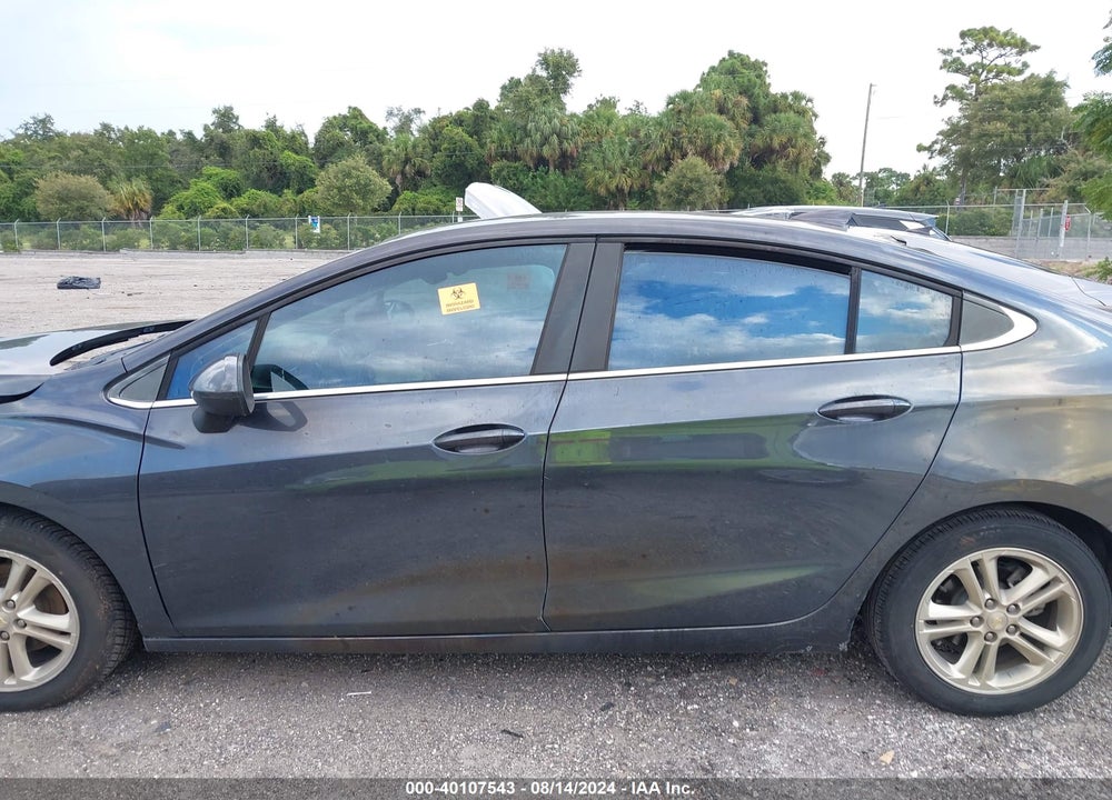 2017 CHEVROLET CRUZE LT AUTO VIN: 1G1BE5SMXH7148398