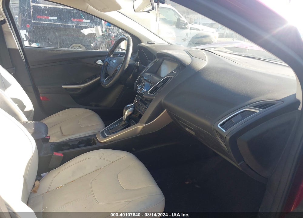 2015 FORD FOCUS TITANIUM VIN: 1FADP3J24FL369455