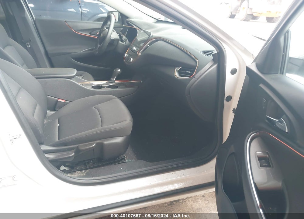 2019 CHEVROLET MALIBU LT VIN: 1G1ZD5ST8KF175217