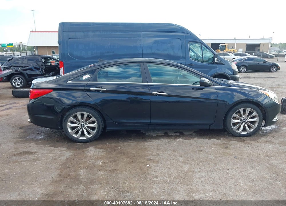 2011 HYUNDAI SONATA SE VIN: 5NPEC4AC4BH055134