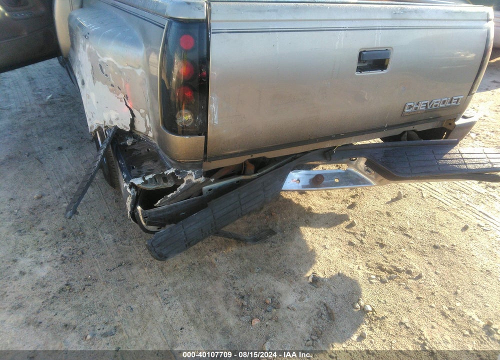 1998 CHEVROLET C1500 FLEETSIDE VIN: 1GCEC14R5WZ155238