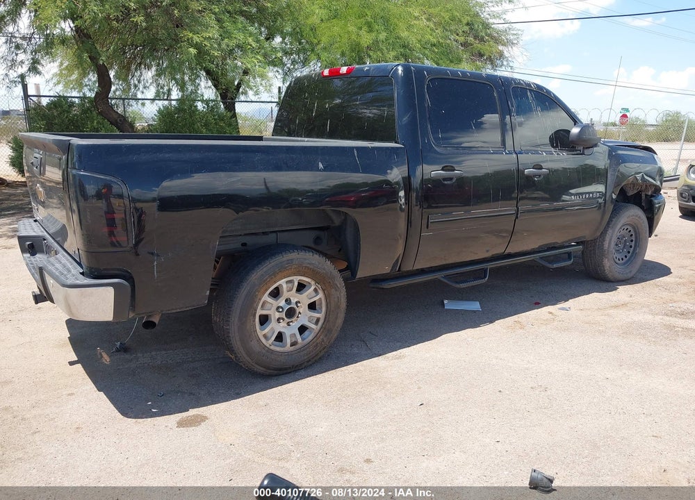 2011 CHEVROLET SILVERADO 1500 LT VIN: 3GCPCSE04BG192144