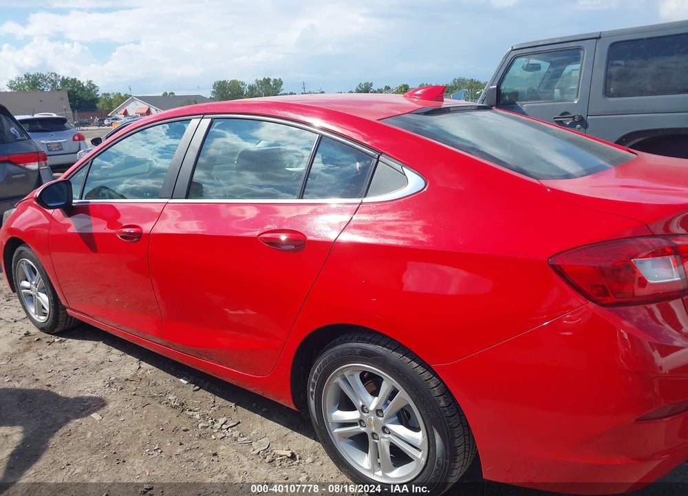 2018 CHEVROLET CRUZE LT AUTO VIN: 1G1BE5SM5J7166457