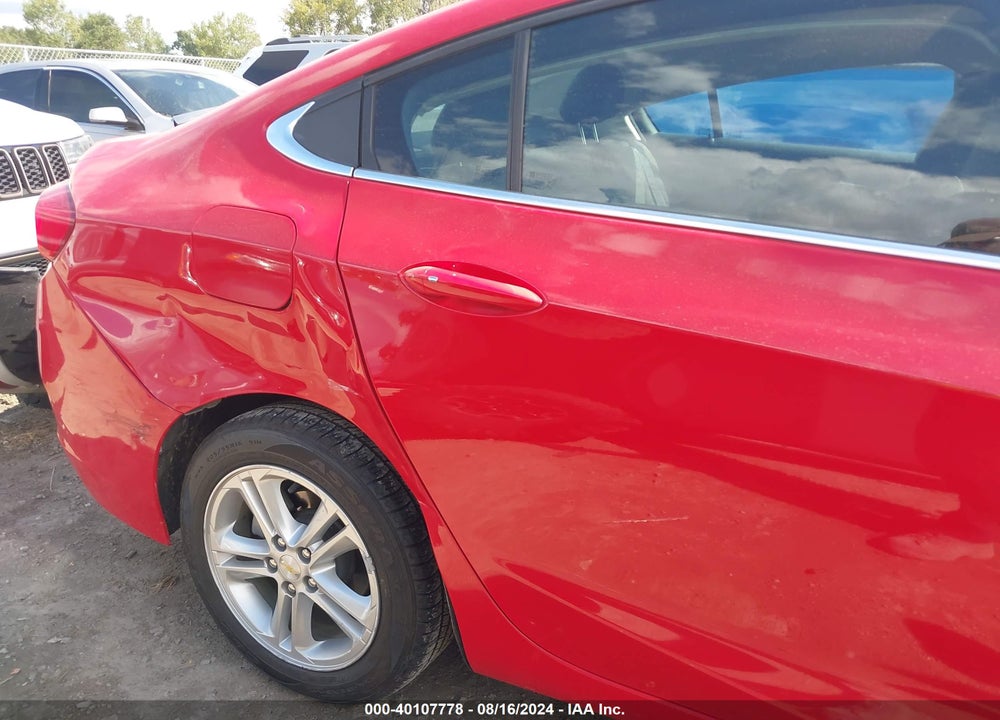 2018 CHEVROLET CRUZE LT AUTO VIN: 1G1BE5SM5J7166457