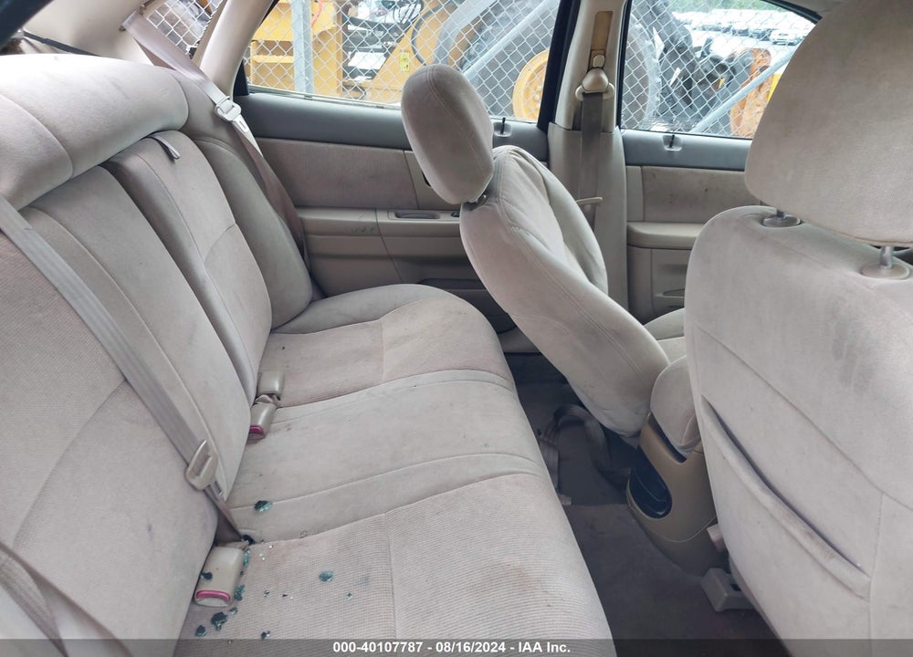 2000 FORD TAURUS SES VIN: 1FAFP55U6YG255419