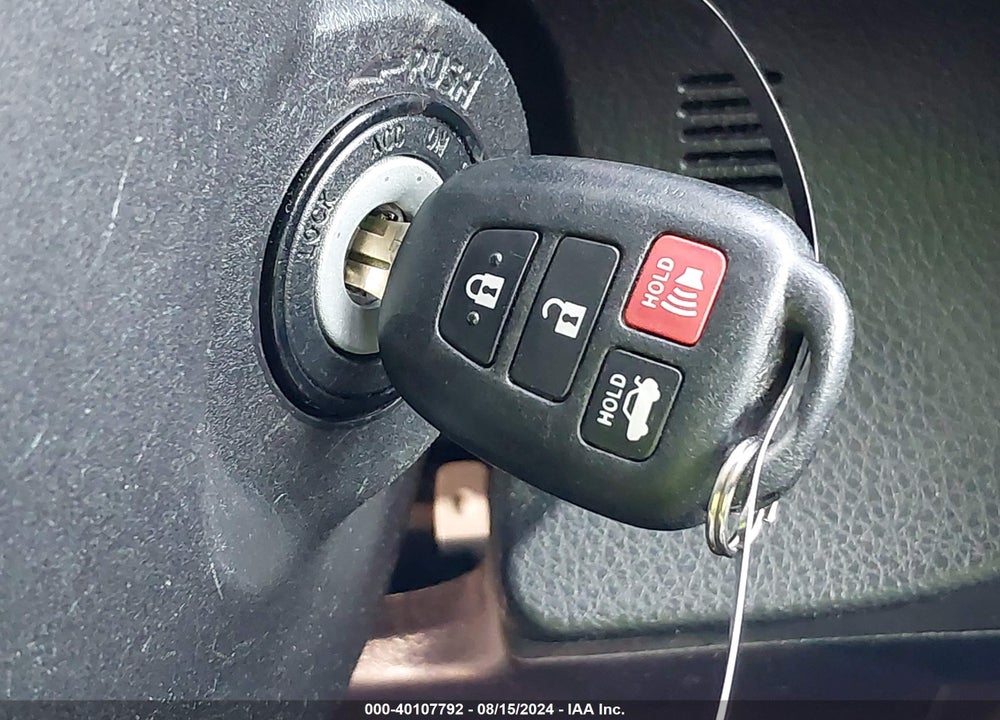2016 TOYOTA COROLLA LE VIN: 2T1BURHE3GC660907