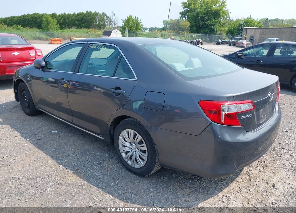 2013 TOYOTA CAMRY LE VIN: 4T1BF1FK2DU720352
