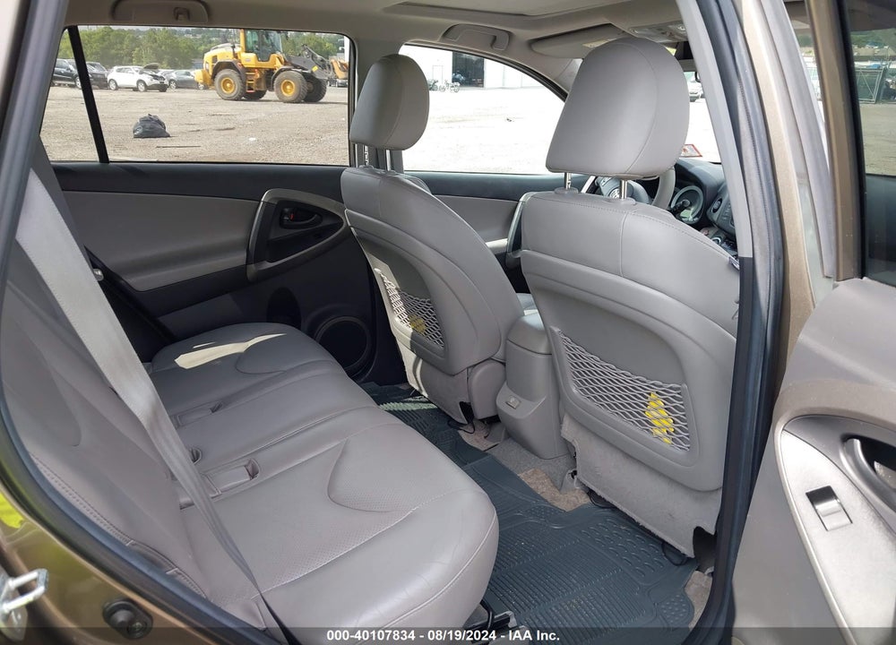 2011 TOYOTA RAV4 LIMITED VIN: 2T3DF4DV0BW084073