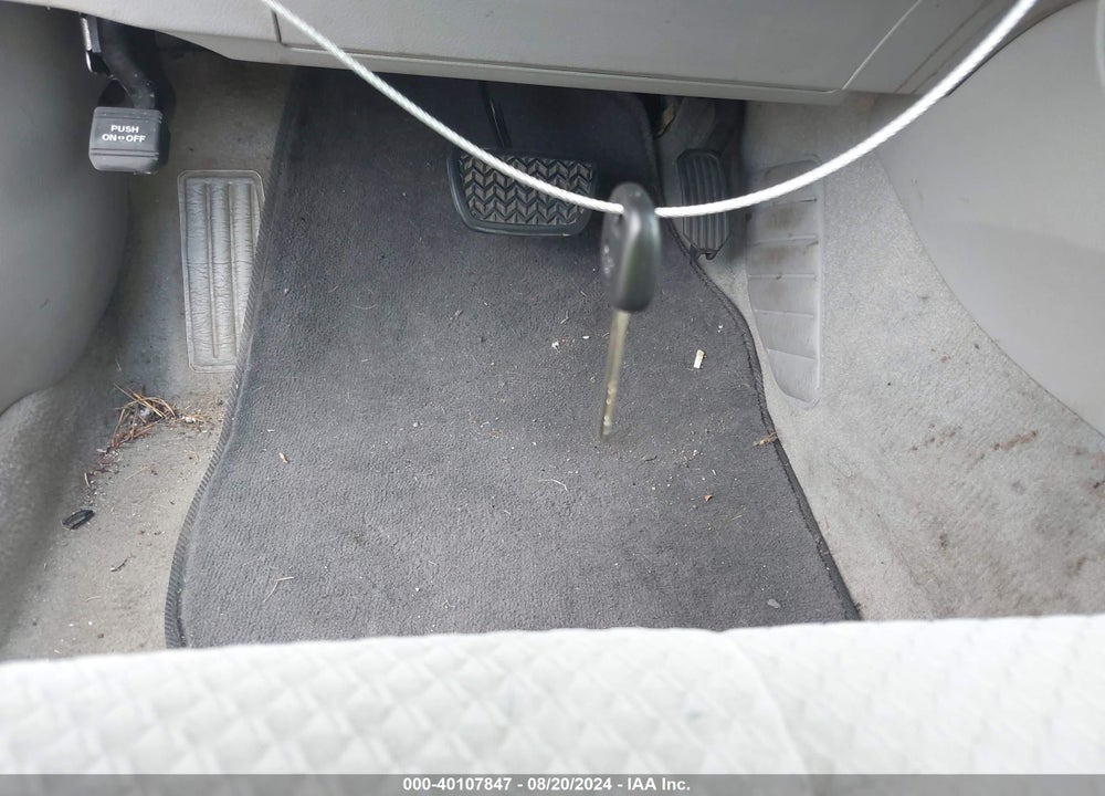 2007 TOYOTA CAMRY LE VIN: 4T1BE46K17U594980