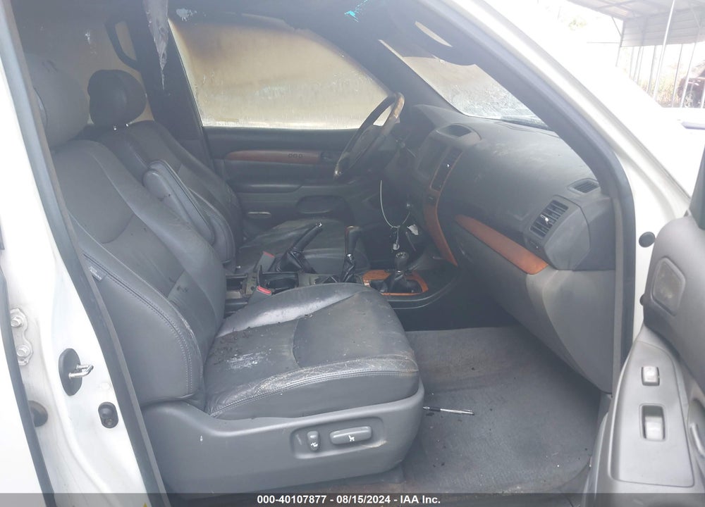 2004 LEXUS GX 470 VIN: JTJBT20X440047298