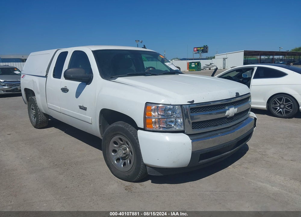 2008 CHEVROLET SILVERADO 1500 LT1 VIN: 2GCEC19C881326855